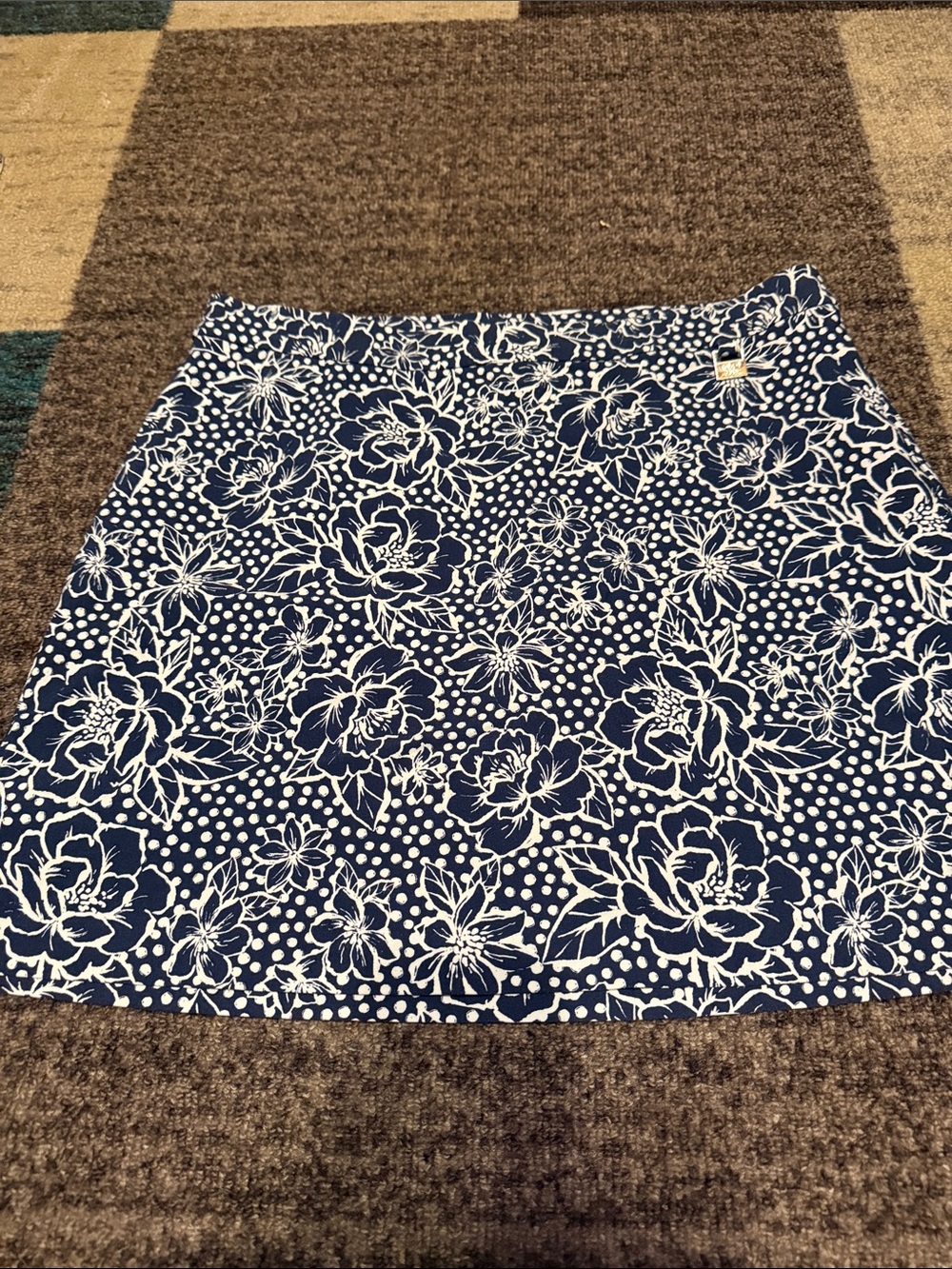 Rafaella Navy and White Floral Mini Skirt with built in shorts  size Medium